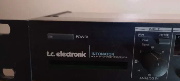 Intonator t.c.eletronics