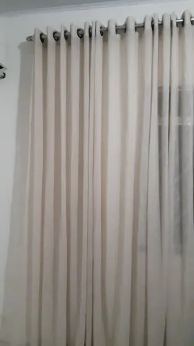 Faço cortinas sob medida falar com *