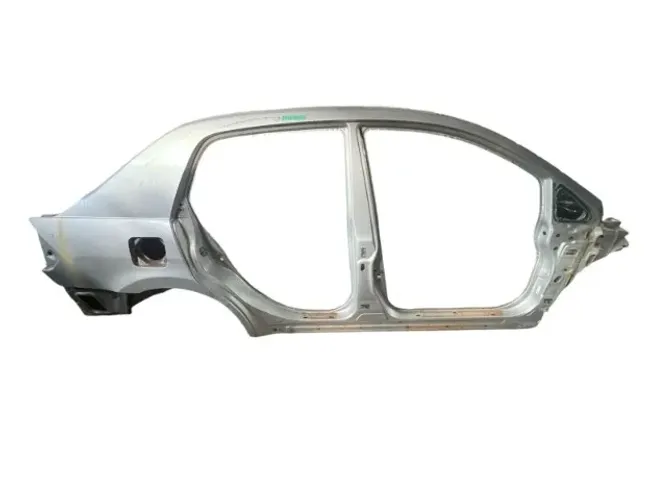 Lateral caixa ar direita tiida sedan