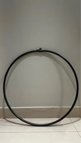 Vendo lira acrobática 100cm redonda para NEO pilates ou circense, cor cinza escuro M. 