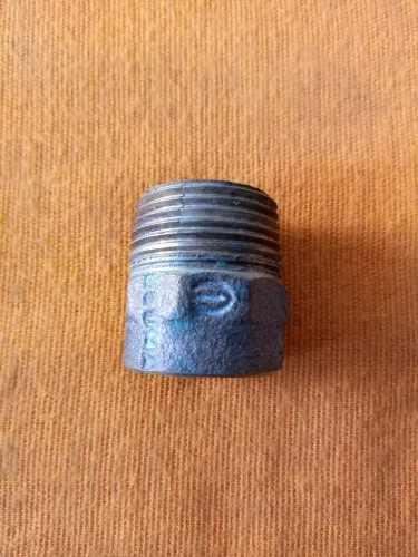 Conector macho 22x3/4" bronze 604 ELUMA.
