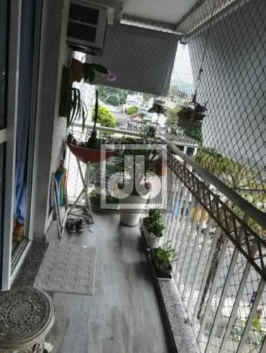 Apartamento - Valqueire - Condomínio - 2 quartos - 1 suíte- Infraestrutura - Agende sua vi