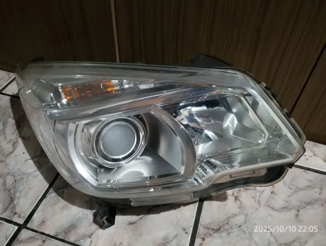 Farol S10 com Projetor Cromado 2012/2016