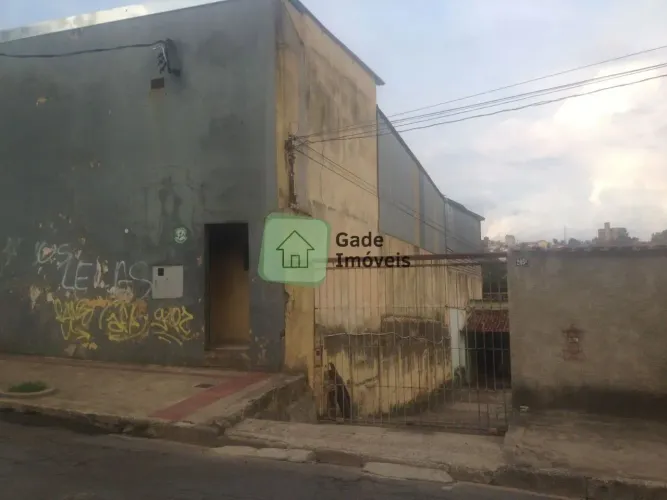 GALPÃO COMERCIAL PRÓXIMO AO BURITIS