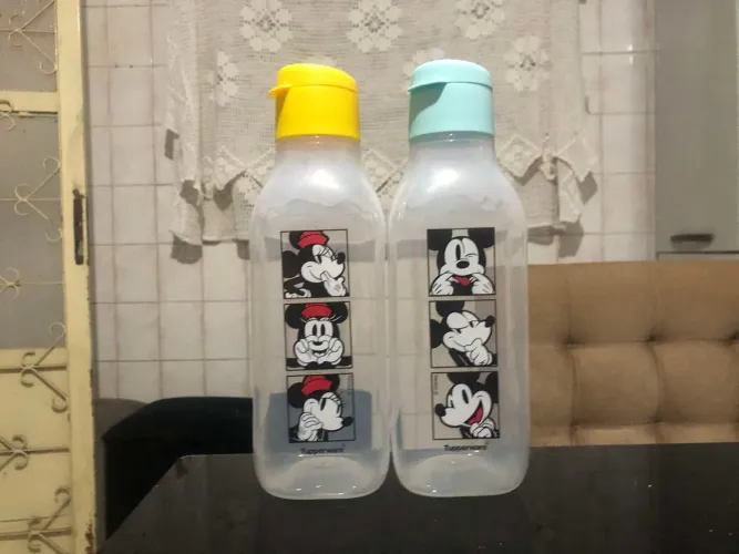 Garrafa da Tupperware de 1 Litro Minnie ou Mickey