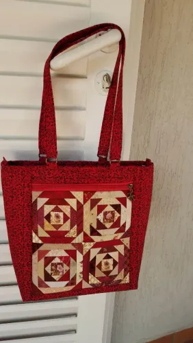 Bolsa em patchwork (NOVA)