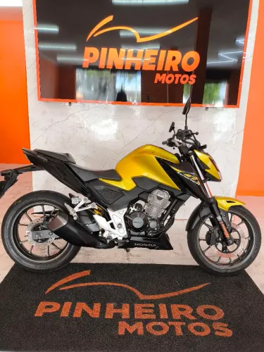 Honda CB 300F TWISTER 2023 | 25 mil km