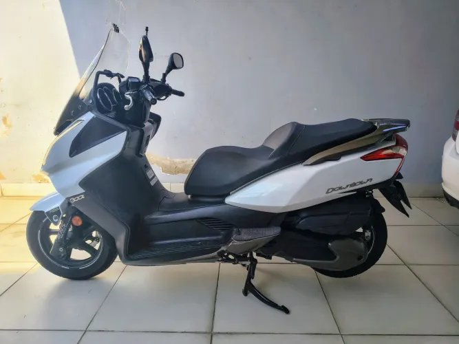 Kymco downtown 300