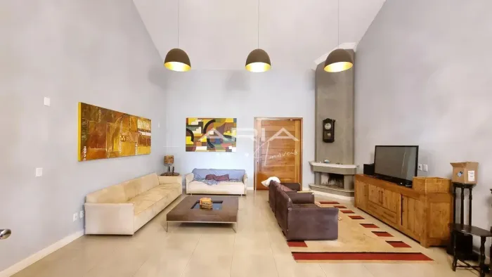 Casa à venda com 4 quartos, sendo 4 suítes - Estância Santa Paula, Londrina - PR