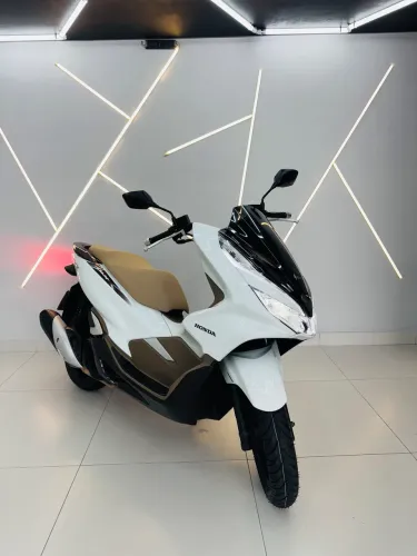PCX DLX 2021 ABS