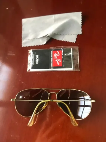 SÓ HOJE: ÓCULOS DE SOL RAY-BAN MOD. AVIADOR (ANTIGO)