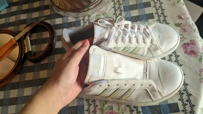 Sapato feminino da Adidas original