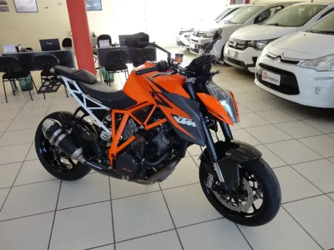 KTM 1290 SUPER DUKE 2015 RARIDADE IMPECÁVEL