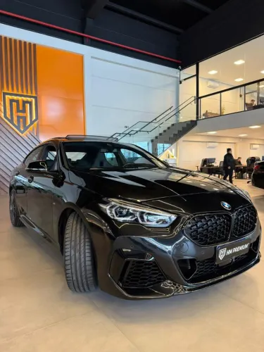 M235i X-Drive 2022 com 49.000 km 
