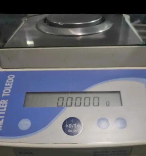 Balança analítica METTLER TOLEDO