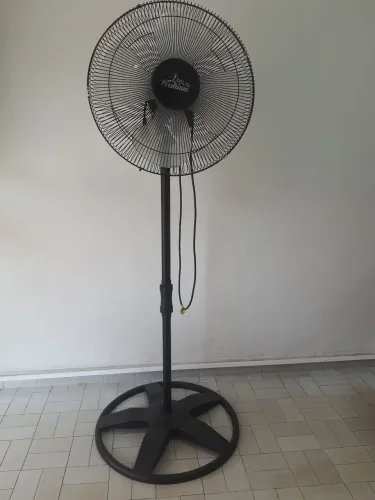 Ventilador de coluna Delta Premium