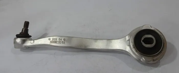 Braço Curvo Dianteiro Direito Mercedes C180 C200 2007 - 2015 / a2033331014