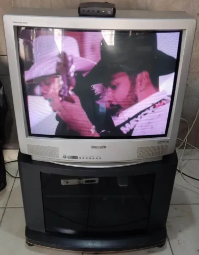 valores na descrição --> tv philco tubo 29" +rack + receptor digital