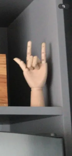 Escultura de mão 'Rock'