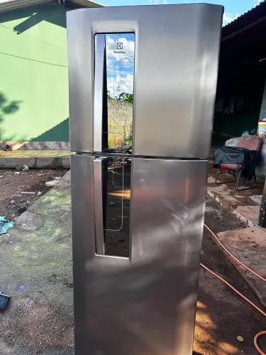 Geladeira Electrolux Frost Free Inox