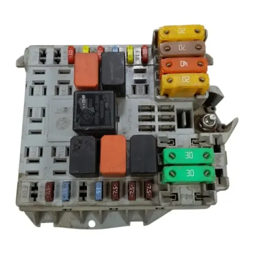 Caixa Fusível Fiat Punto Linea 2009 a 2014 51815339  Original