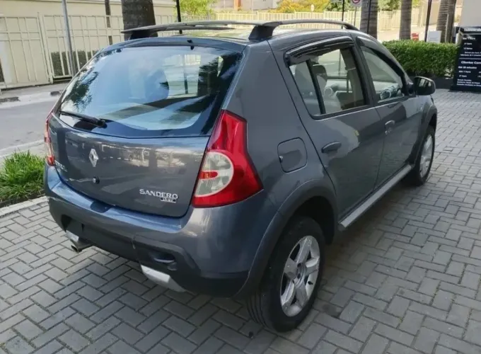 Renault Sandero Stepway Hi-power 1.6 8V 5P 2014