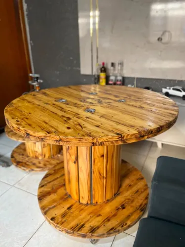 Mesa de madeira carretel nova