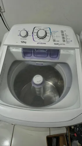 Máquina de lavar Eletrolux 12k