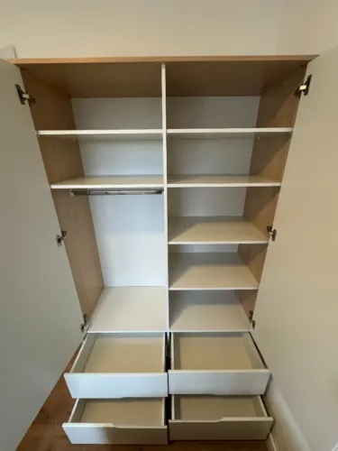 Guarda Roupa 2 Portas Infantil Branco com Carvalho Malva Linha Tomi - Quater