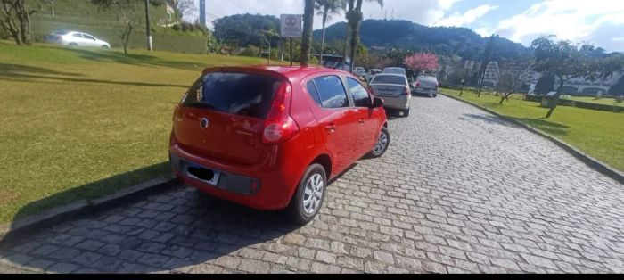 Imagem de Fiat Palio Attractive 1.0 EVO Fire Flex 8V 5P 2013