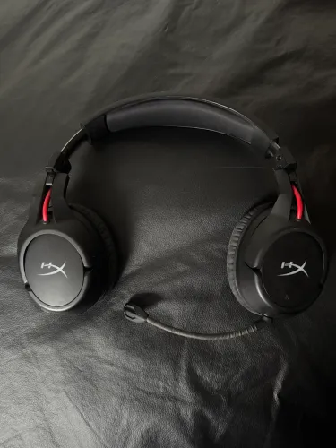HyperX Cloud Flight Wireless
