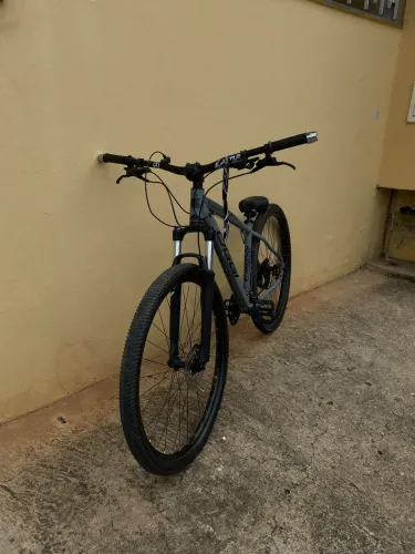 Bicicleta OGGI grau estilo SP!!