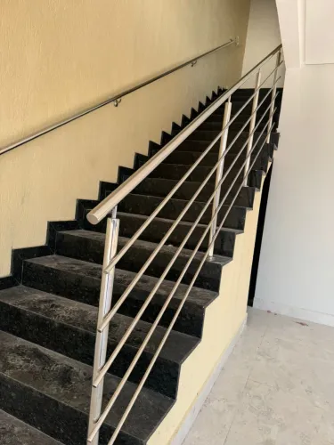 SOLUÇÕES EM INOX