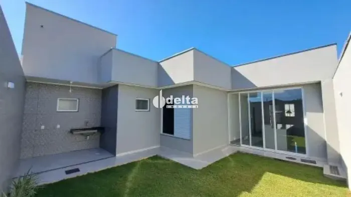 Casa residencial com 3 quartos sendo 1 suíte disponível para venda no bairro Jardim Canaã
