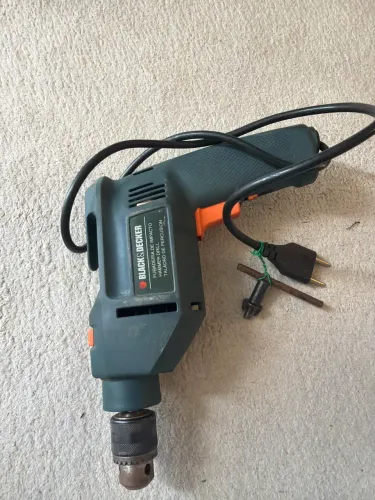 FURADEIRA BLACK & DECKER