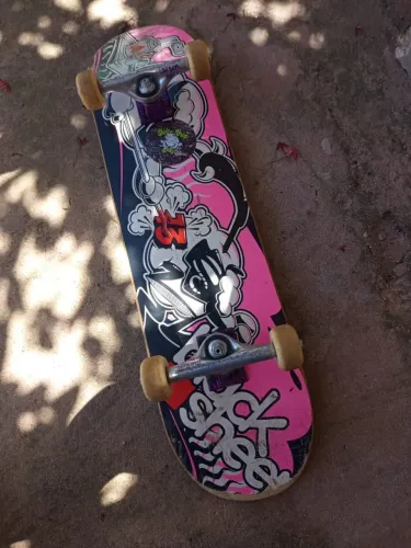 rodinha next 54 mm  rolamentos Black sheep shape