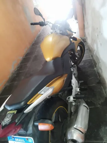 CB300R