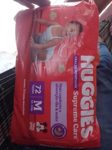 Fraldas Huggies 