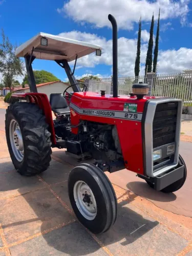 Vendo Trator Massey