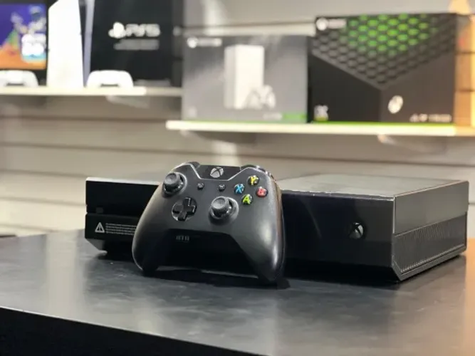 XBOX ONE FAT 500GB - SEMINOVO