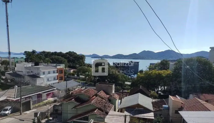 Casa com 7 dormitórios à venda, 300 m² por R$ 990.000,00 - Agronômica - Florianópolis/SC