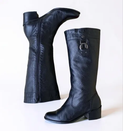 bota feminina marca via marte de couro legítimo tamanho 35