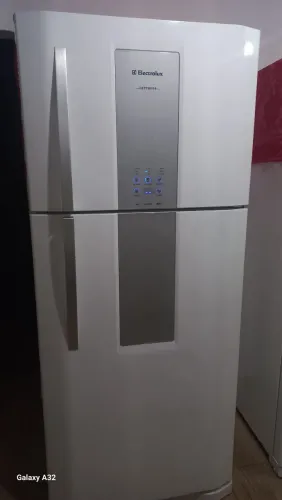Geladeira eletrolux 