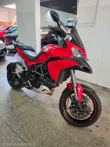 Ducati 1200 S 