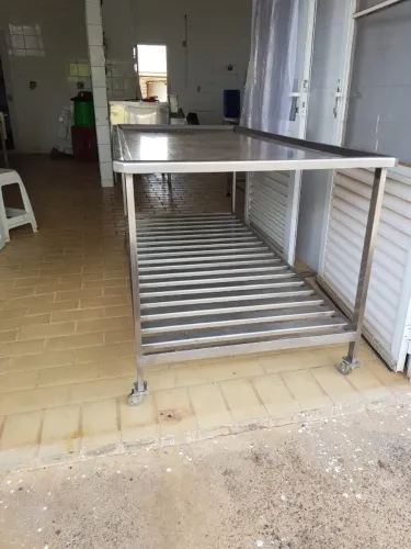 Mesa de inox para mussarela