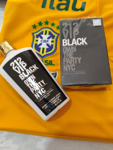Perfume Masculino similar 212 Vip Black + Hidratante ?