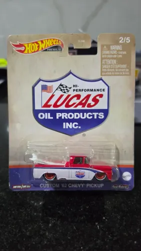 Hot wheels Chevy 62