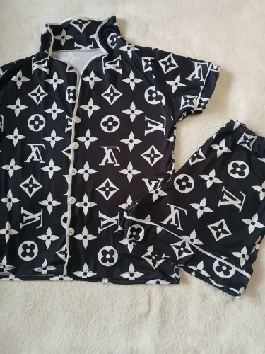 Pijamas feminino
