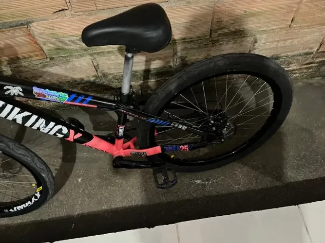Bicicleta Vikingx Tuff 25 Aro 26 - Rodas Vmaxx (Grau / Dirt)