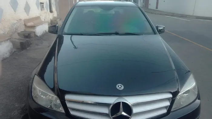 Mercedes-Benz C-180 CGI Classic 1.8 16V 156cv Aut. 2011
